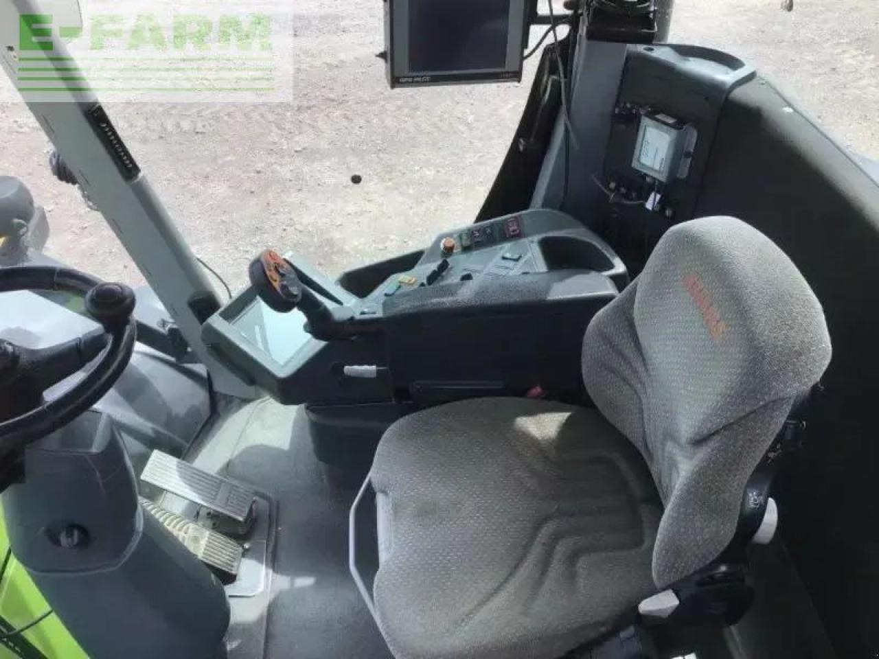 Tractor CLAAS xerion 3800 trac vc TRAC VC