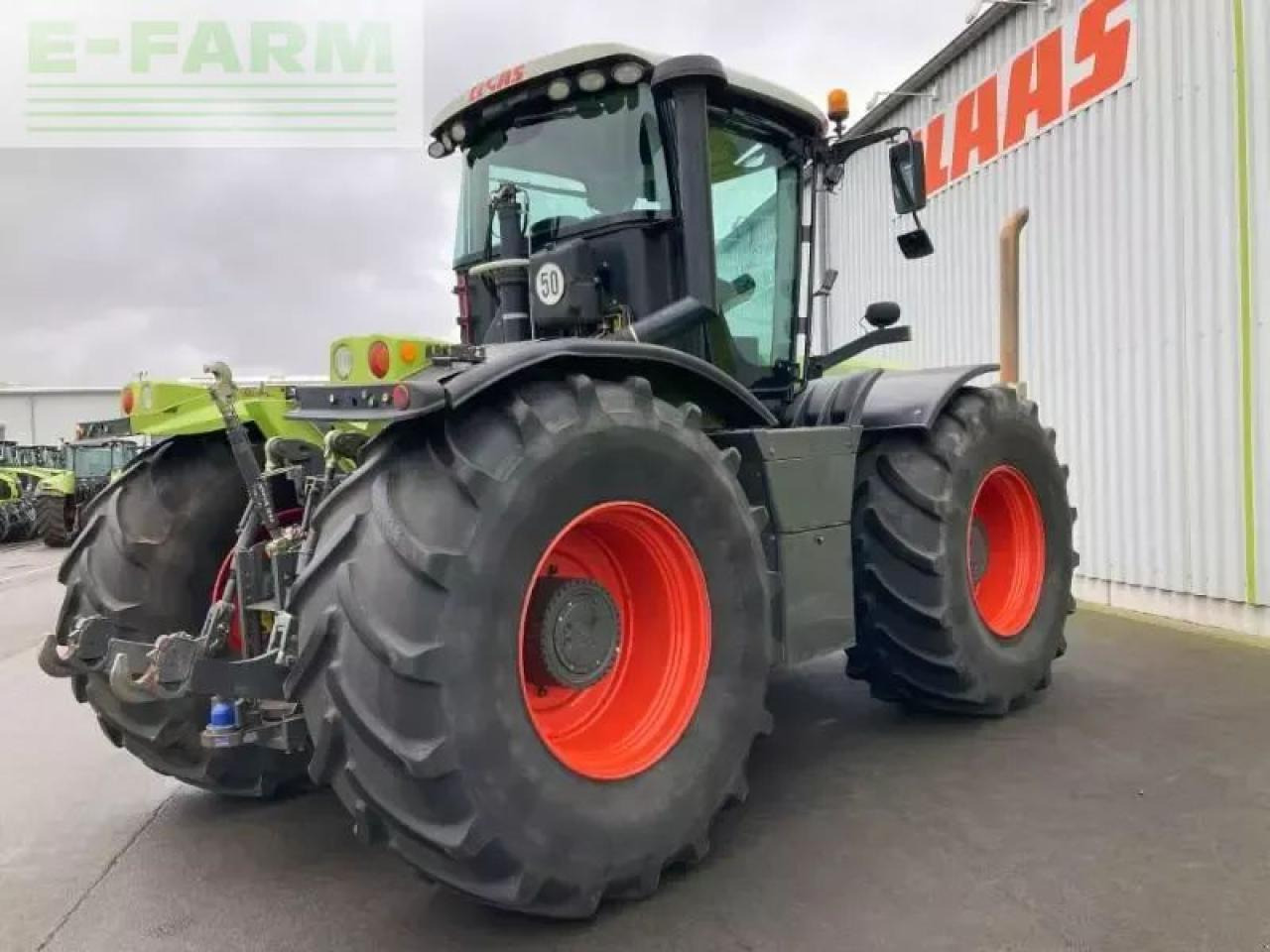 Tractor CLAAS xerion 3800 trac vc TRAC VC