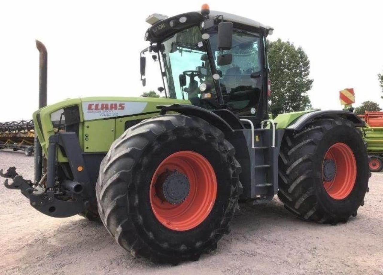 Tractor CLAAS xerion 3800 trac vc TRAC VC