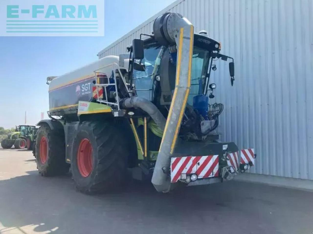 Tractor CLAAS xerion 4000 saddle trac SADDLE TRAC