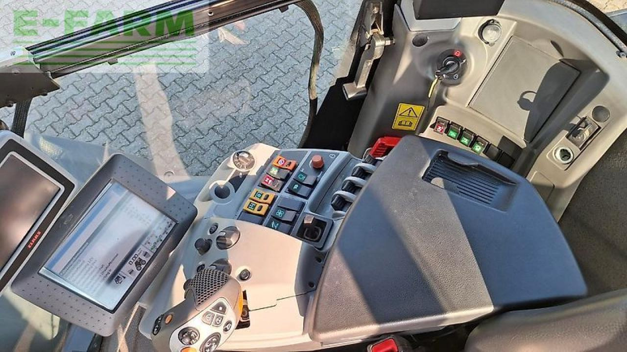 Tractor CLAAS xerion 4000 t vc