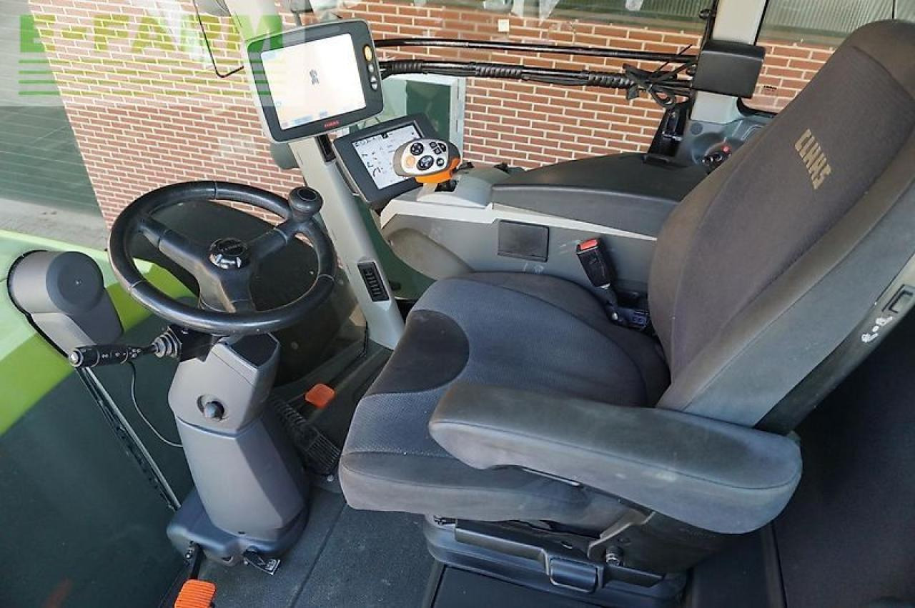 Tractor CLAAS xerion 4000 trac