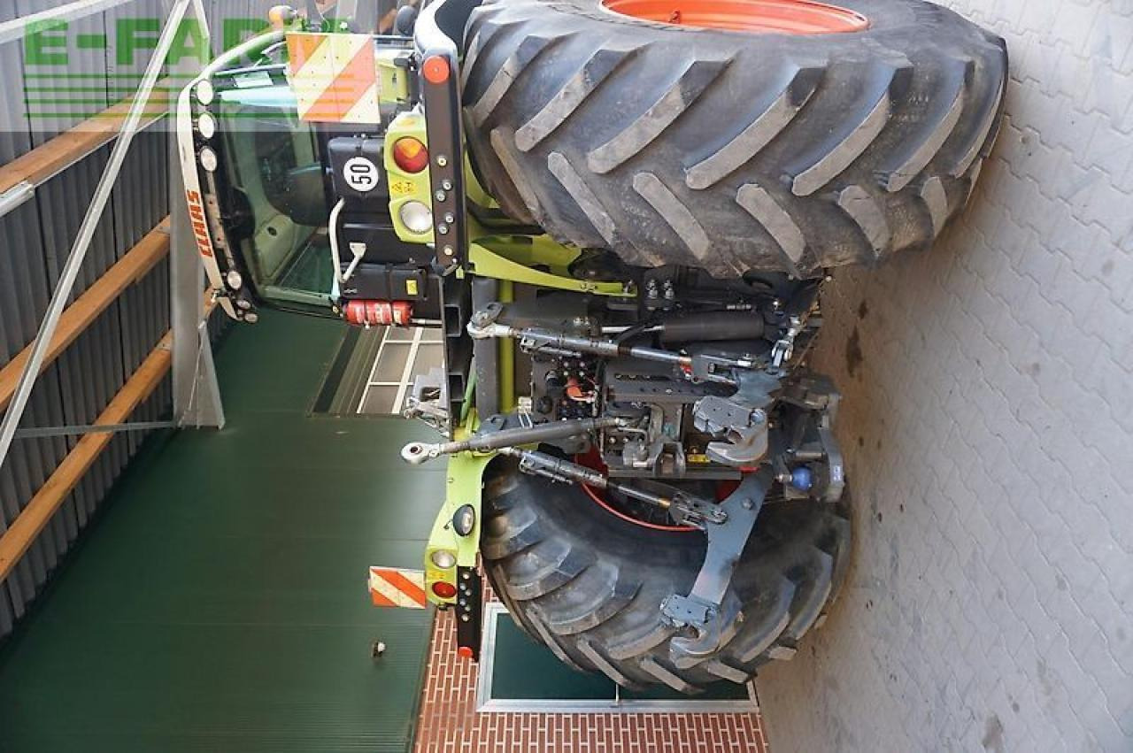 Tractor CLAAS xerion 4000 trac TRAC