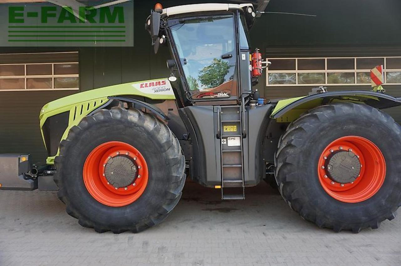 Tractor CLAAS xerion 4000 trac TRAC
