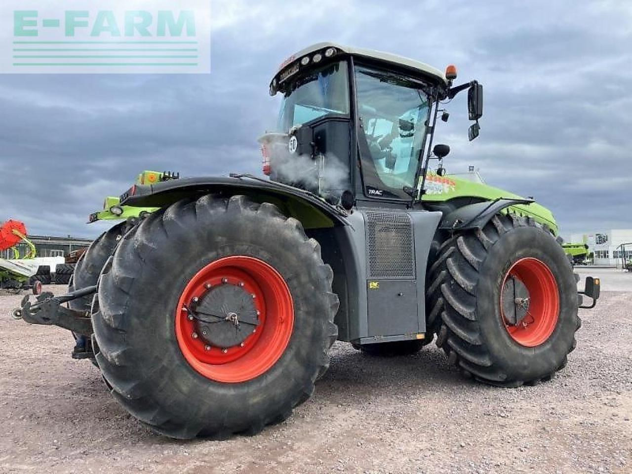 Tractor CLAAS xerion 4000 trac TRAC