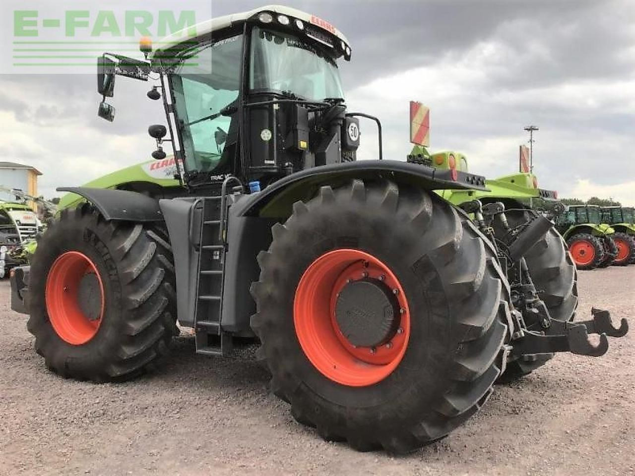 Tractor CLAAS xerion 4000 trac vc TRAC VC