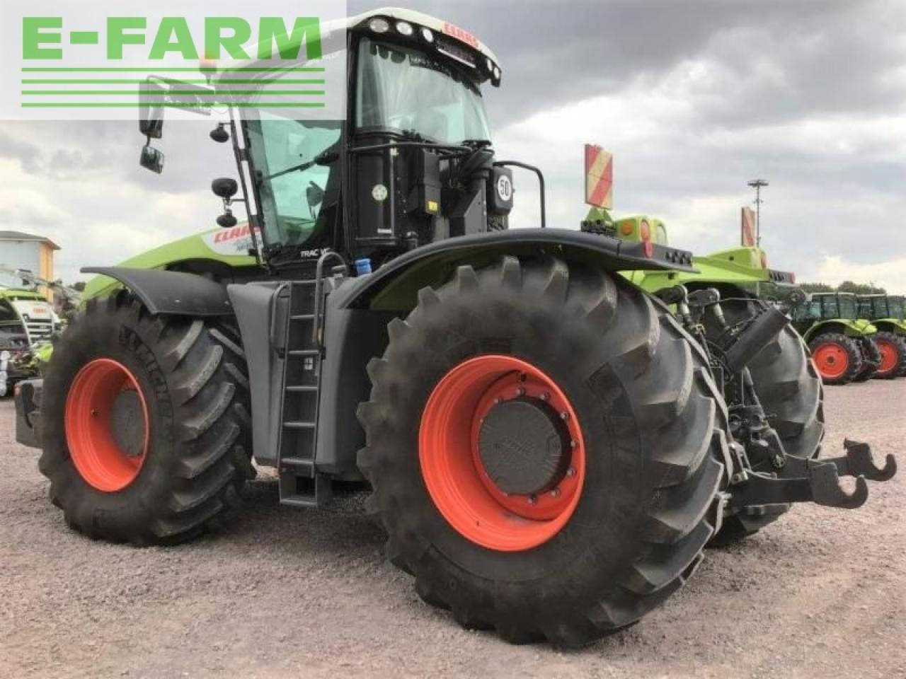 Tractor CLAAS xerion 4000 trac vc TRAC VC