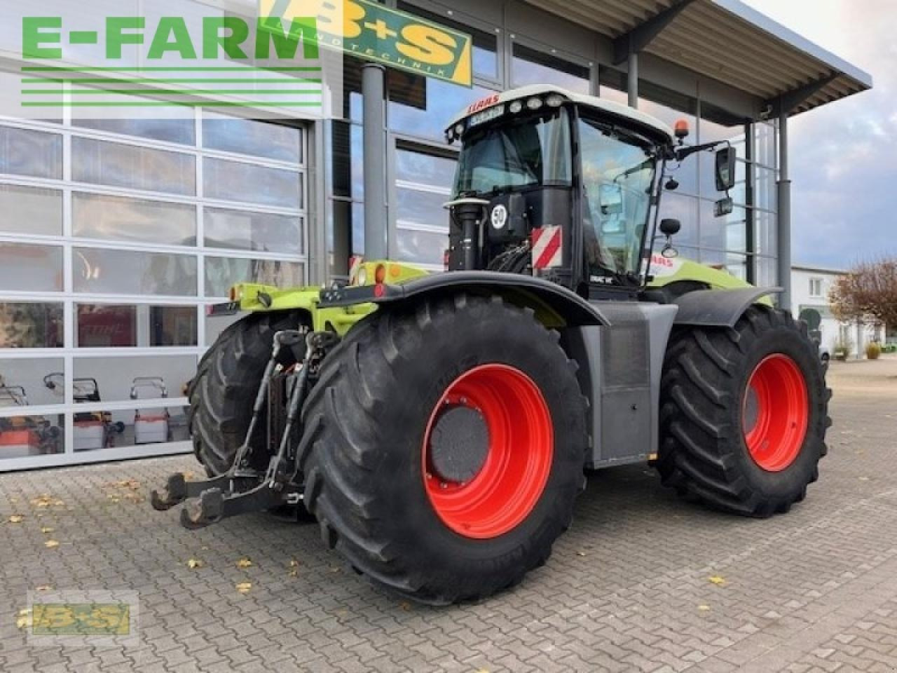 Tractor CLAAS xerion 4000 trac vc TRAC VC