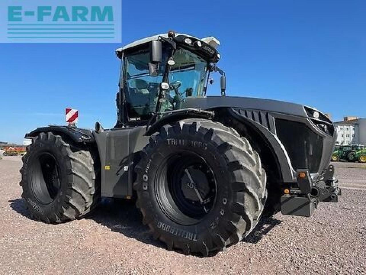 Tractor CLAAS xerion 4000 trac vc TRAC VC