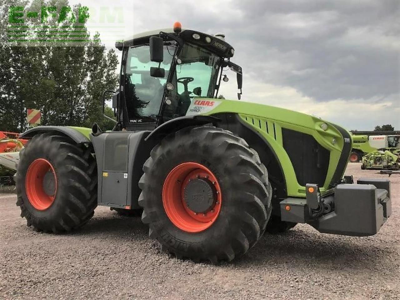 Tractor CLAAS xerion 4000 trac vc TRAC VC