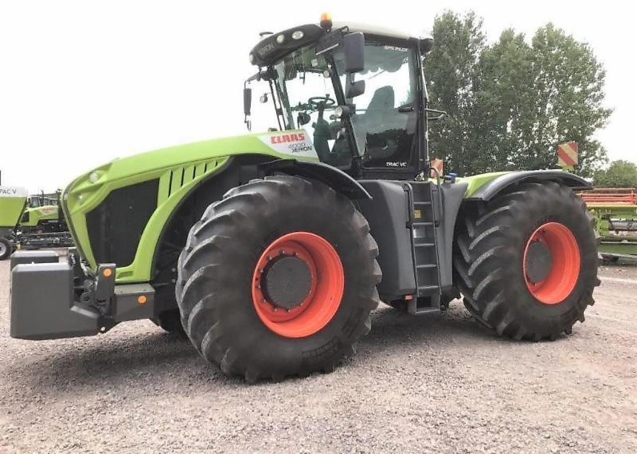 Tractor CLAAS xerion 4000 trac vc TRAC VC