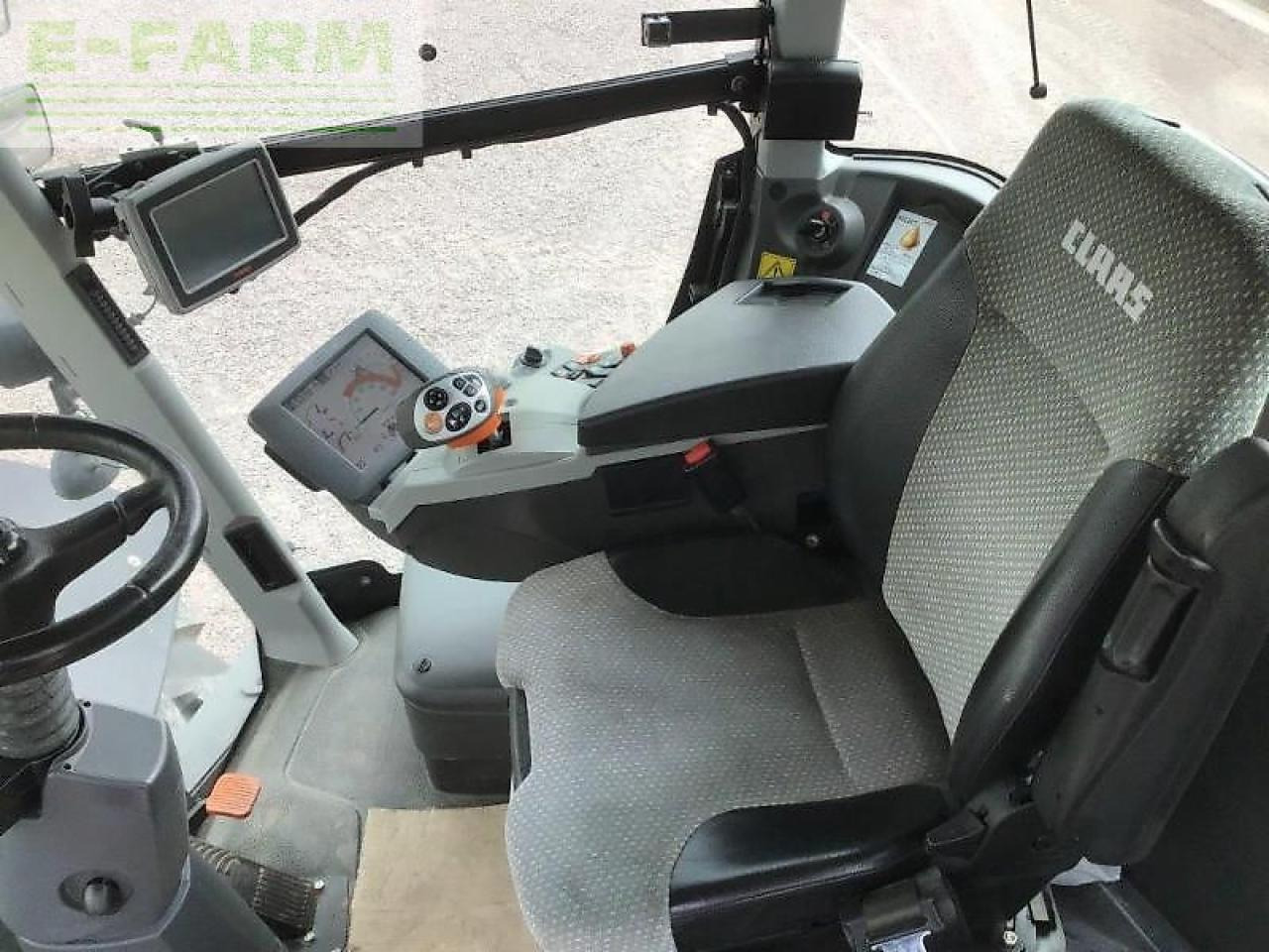 Tractor CLAAS xerion 4000 trac vc TRAC VC