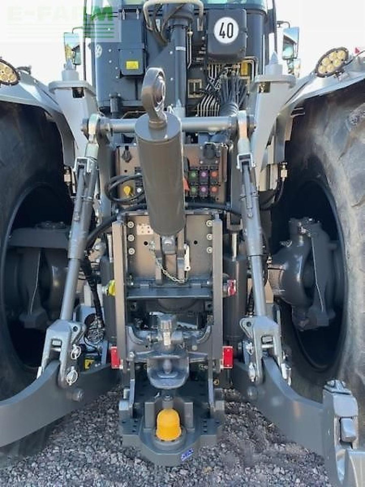 Tractor CLAAS xerion 4000 trac vc TRAC VC