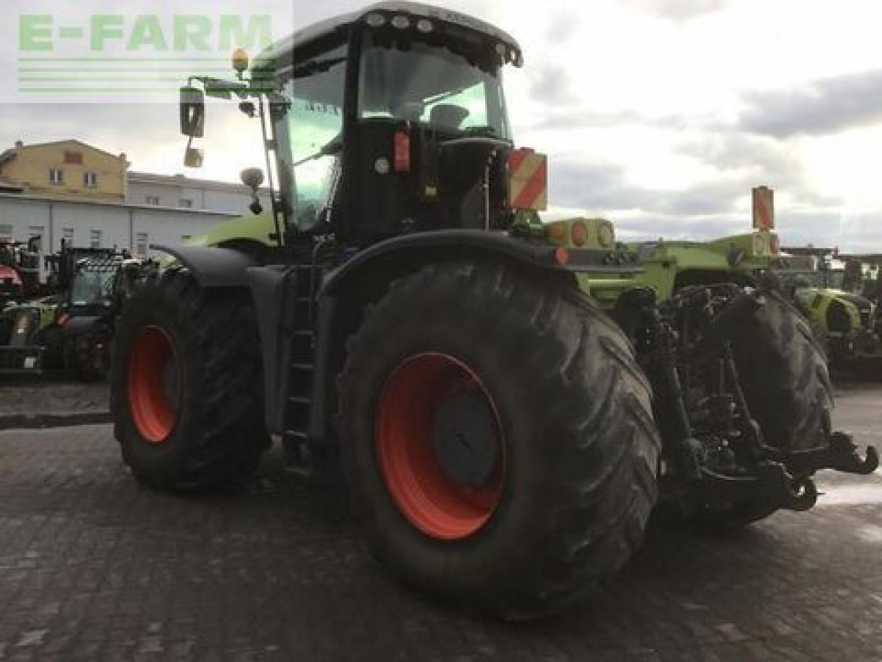 Tractor CLAAS xerion 4000 trac vc TRAC VC