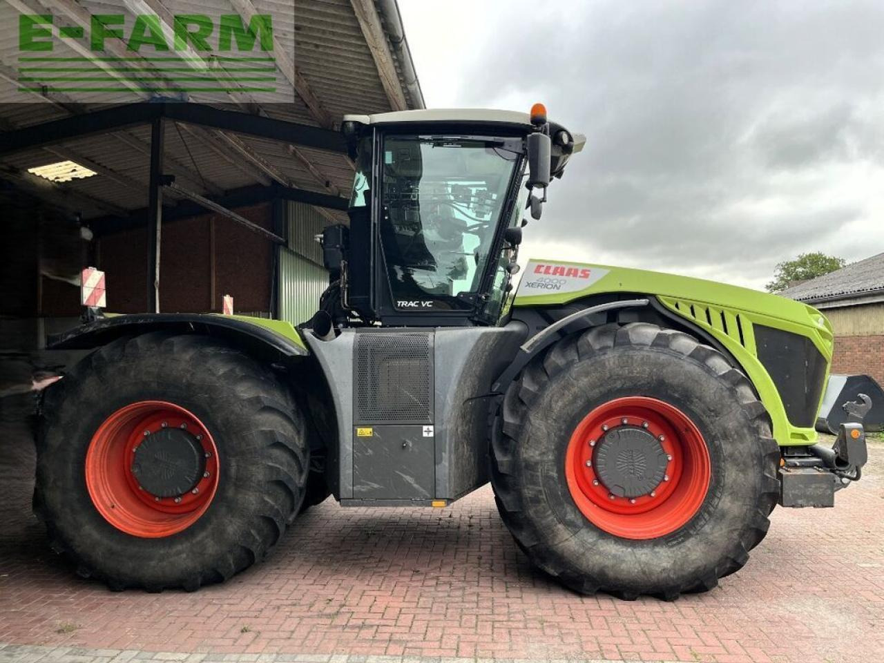 Tractor CLAAS xerion 4000 trac vc TRAC VC