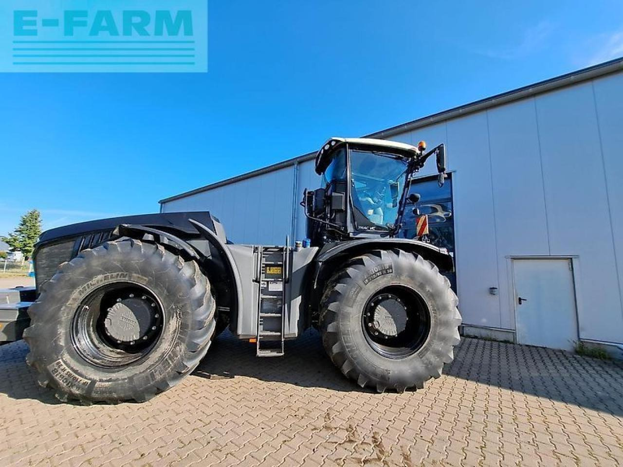 Tractor CLAAS xerion 4000 trac vc TRAC VC