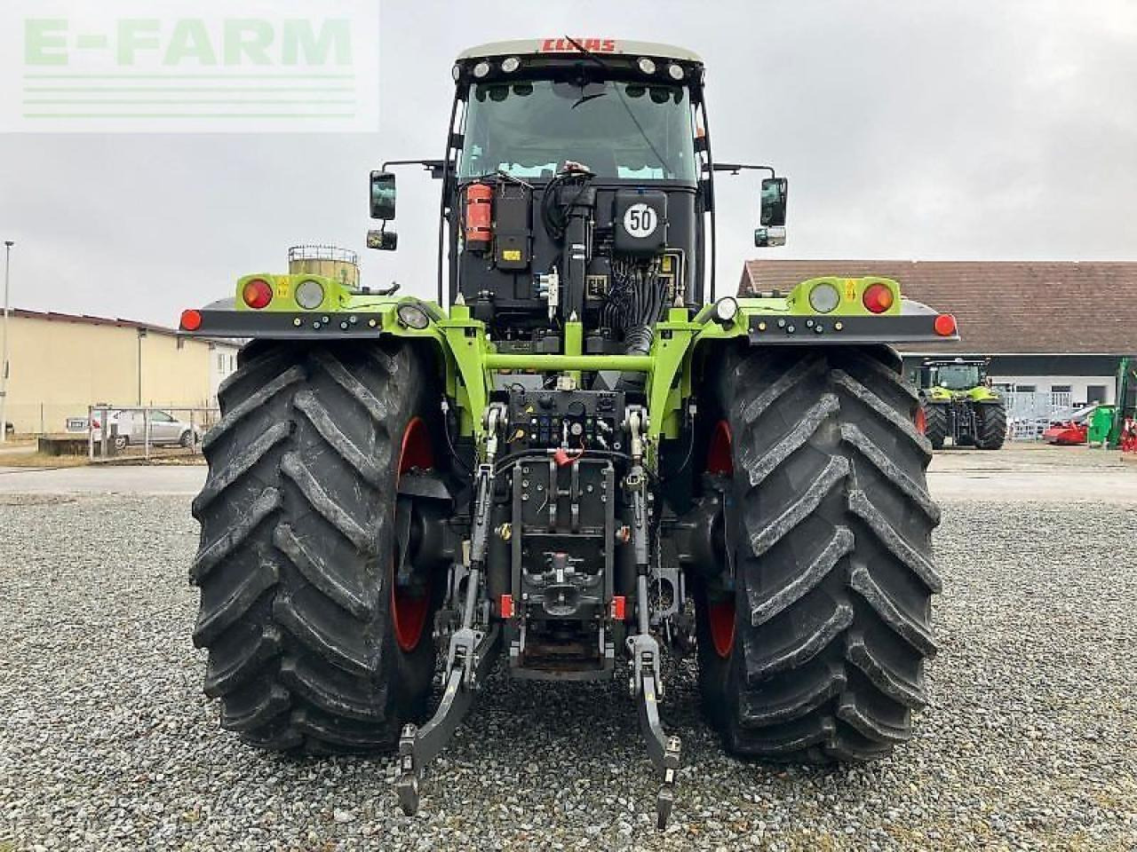 Tractor CLAAS xerion 4000 vc