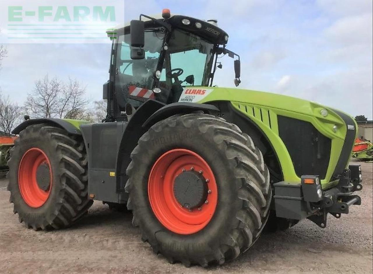 Tractor CLAAS xerion 4200 trac TRAC