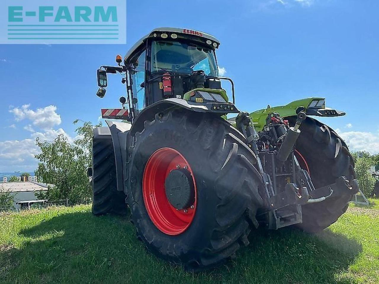 Tractor CLAAS xerion 4200 trac vc TRAC VC