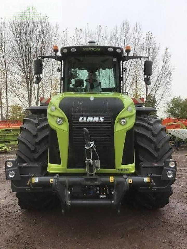Tractor CLAAS xerion 4200 trac vc TRAC VC