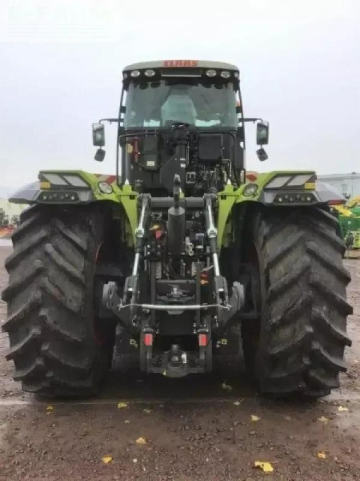 Tractor CLAAS xerion 4200 trac vc TRAC VC