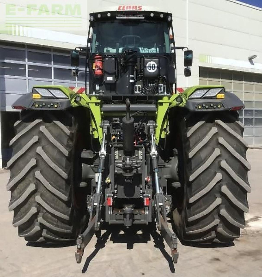 Tractor CLAAS xerion 4200 trac vc TRAC VC