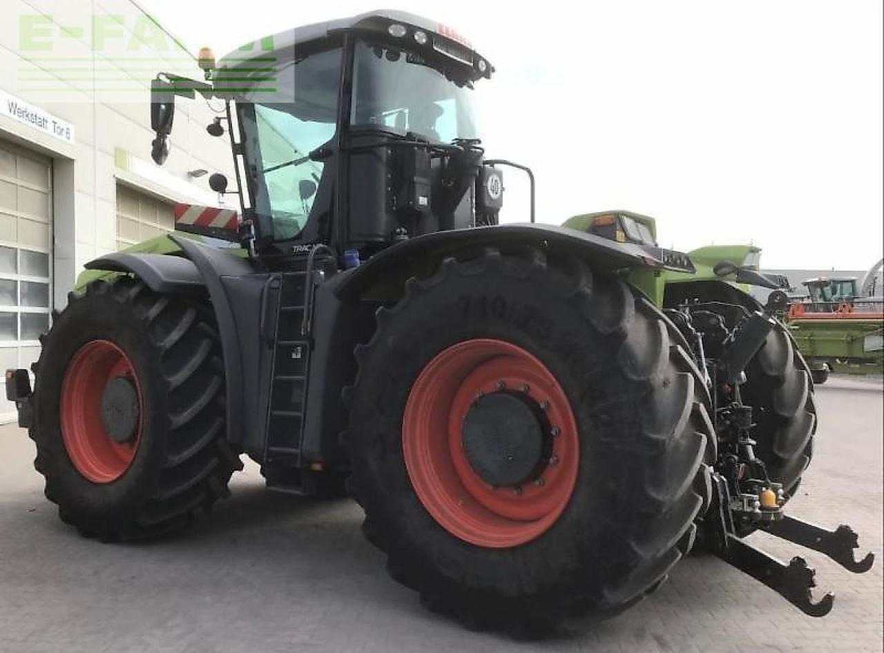 Tractor CLAAS xerion 4200 trac vc TRAC VC