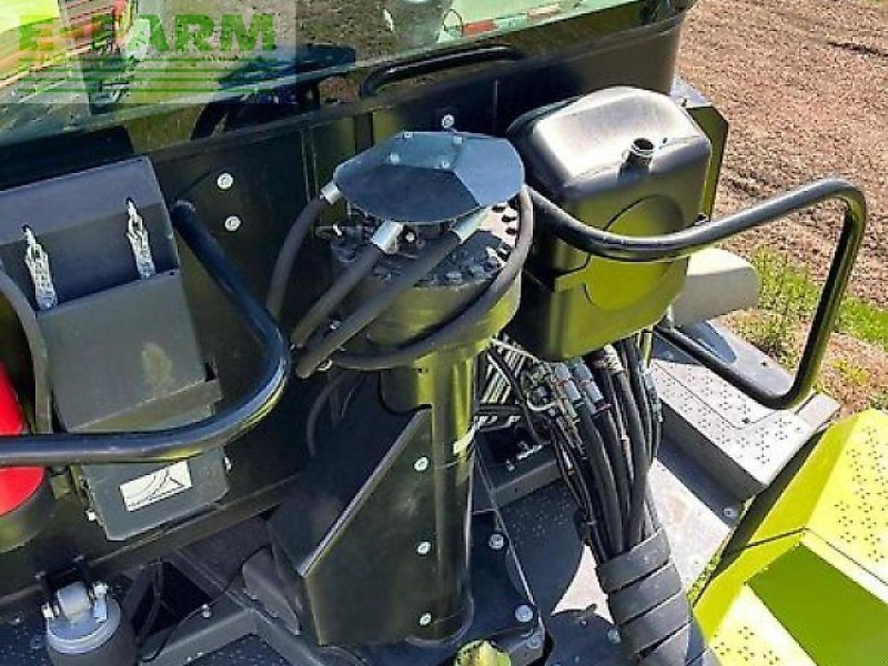 Tractor CLAAS xerion 4200 trac vc TRAC VC