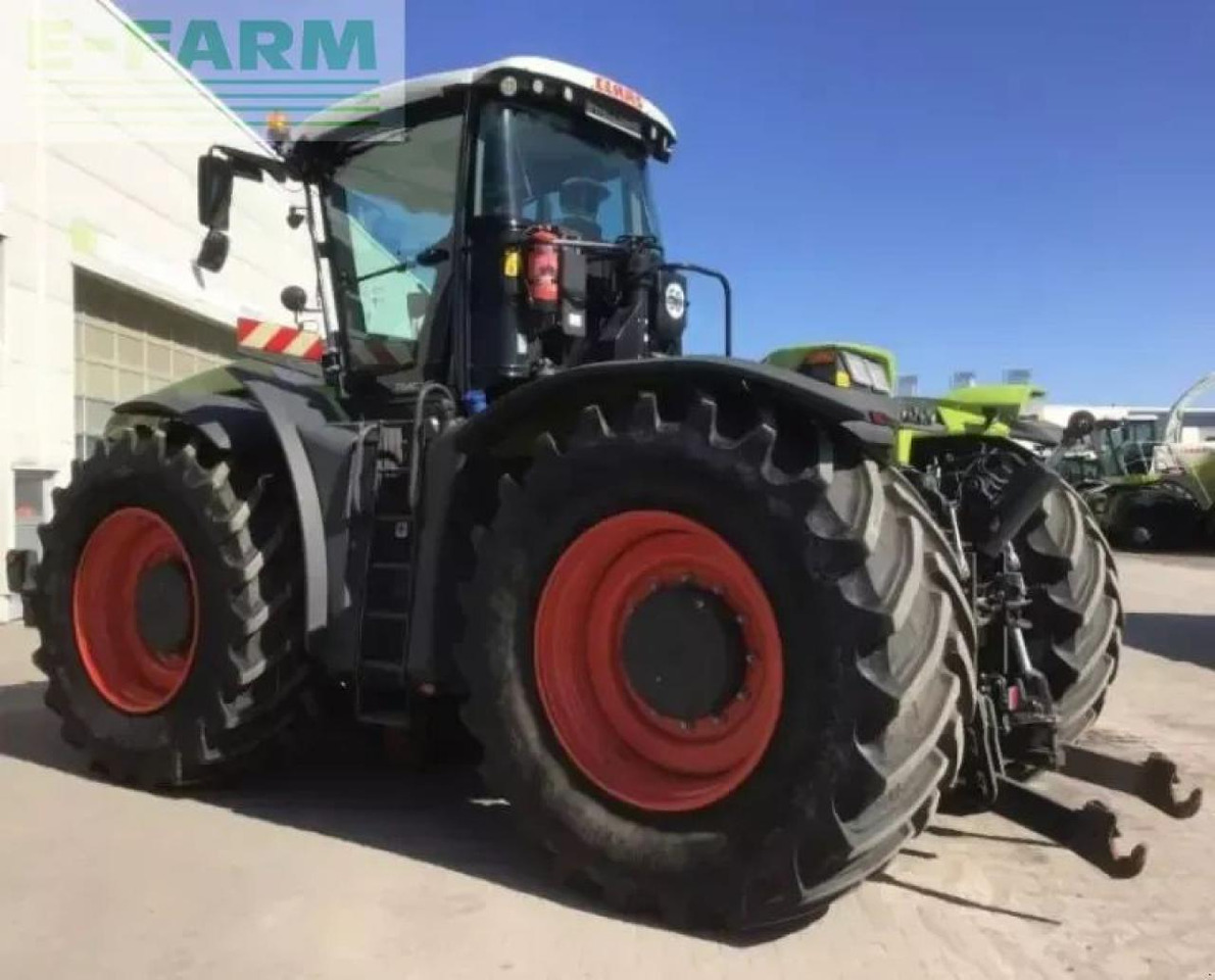 Tractor CLAAS xerion 4200 trac vc TRAC VC