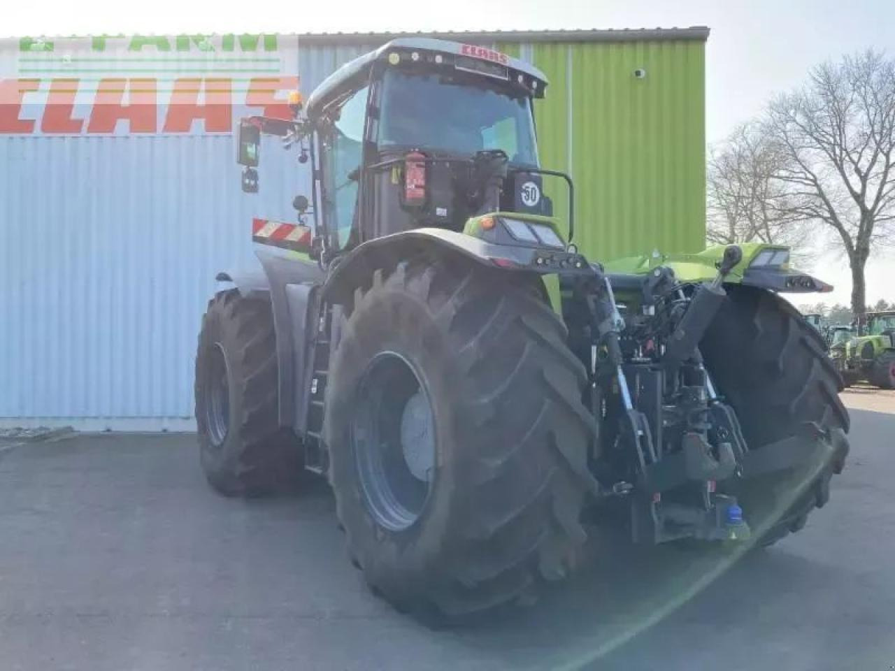 Tractor CLAAS xerion 4200 trac vc TRAC VC