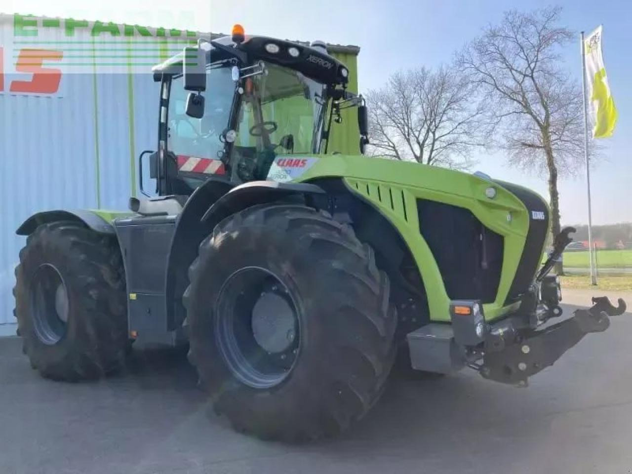 Tractor CLAAS xerion 4200 trac vc TRAC VC
