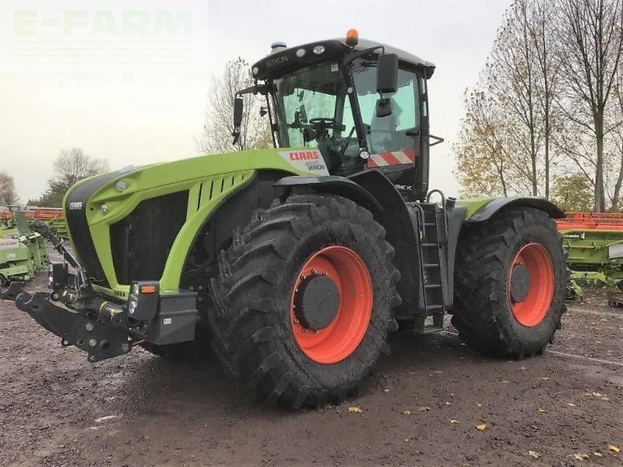 Tractor CLAAS xerion 4200 trac vc TRAC VC