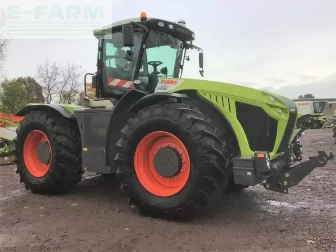 Tractor CLAAS xerion 4200 trac vc TRAC VC