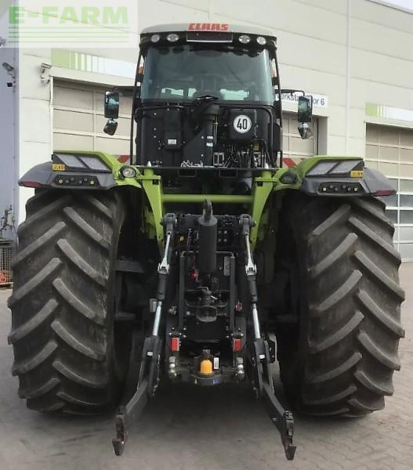 Tractor CLAAS xerion 4200 trac vc TRAC VC