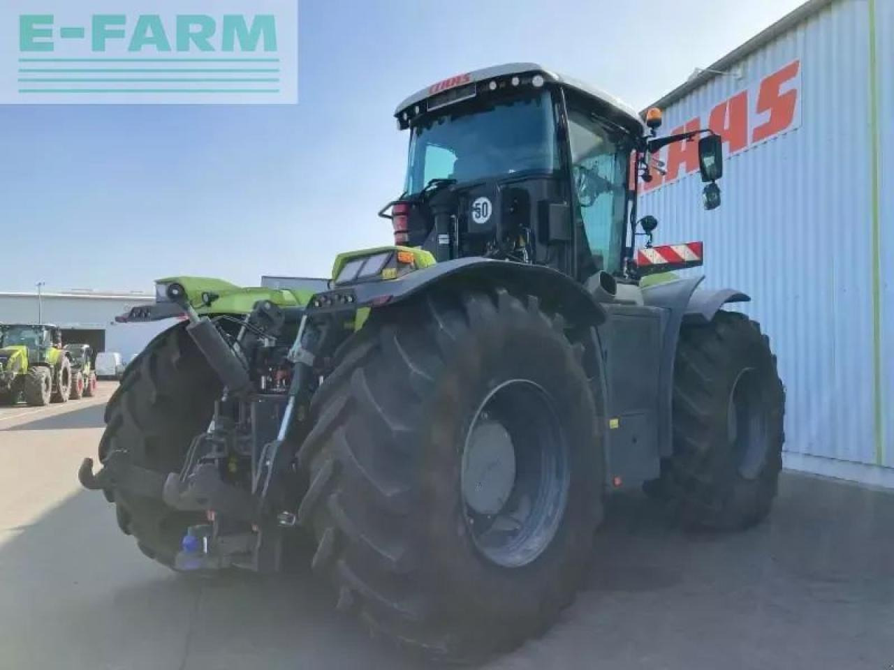 Tractor CLAAS xerion 4200 trac vc TRAC VC