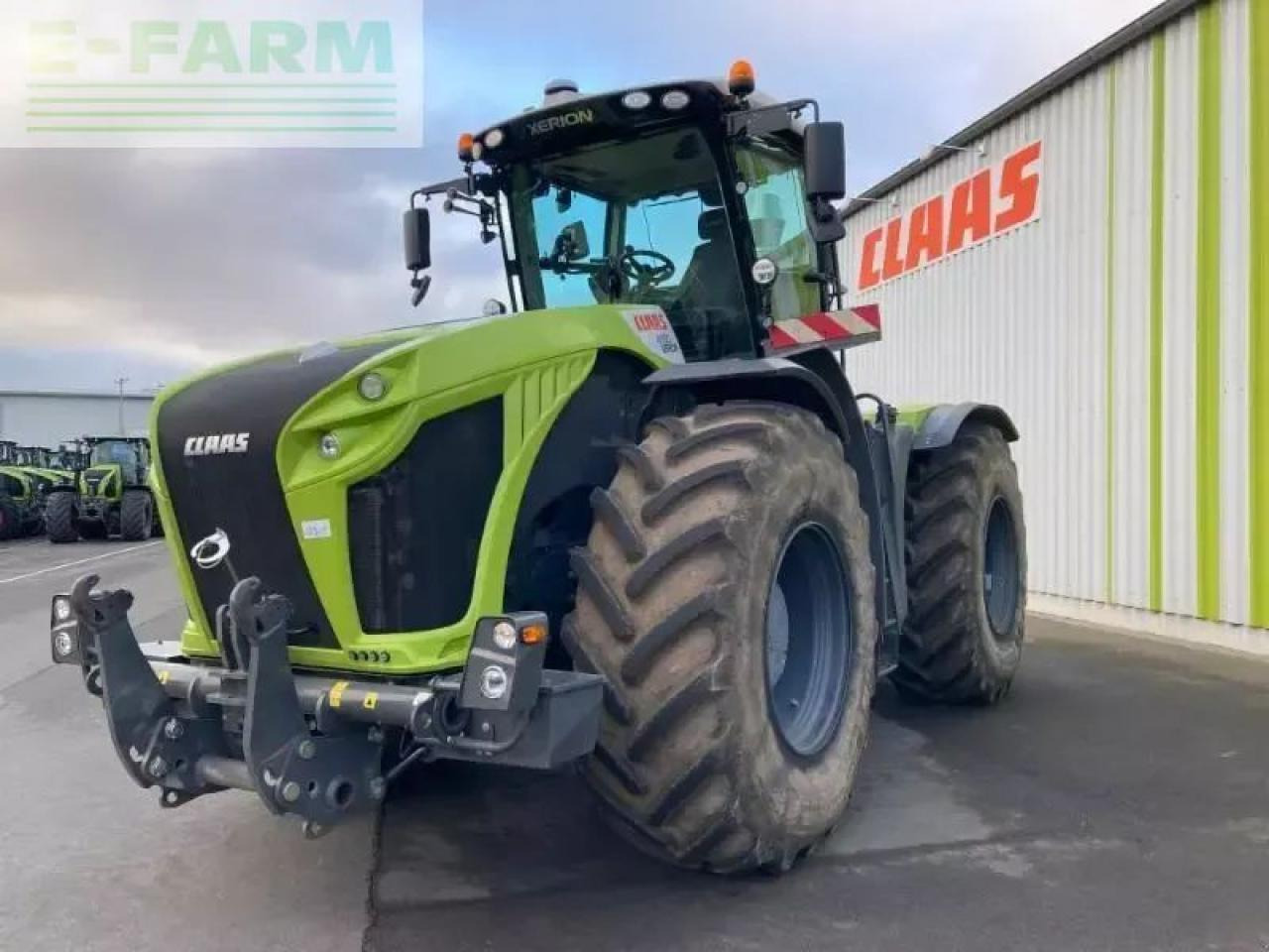 Tractor CLAAS xerion 4200 trac vc TRAC VC