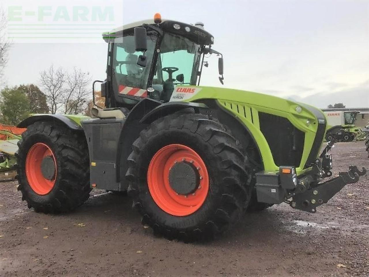 Tractor CLAAS xerion 4200 trac vc TRAC VC