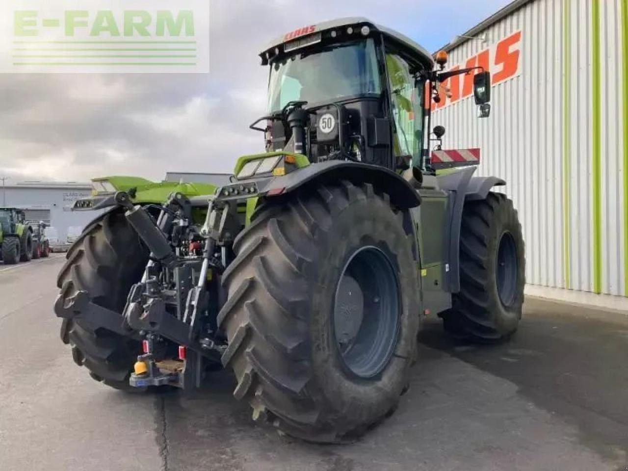 Tractor CLAAS xerion 4200 trac vc TRAC VC