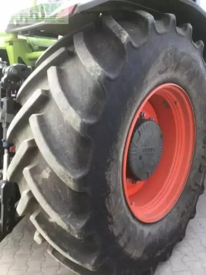 Tractor CLAAS xerion 4200 trac vc TRAC VC