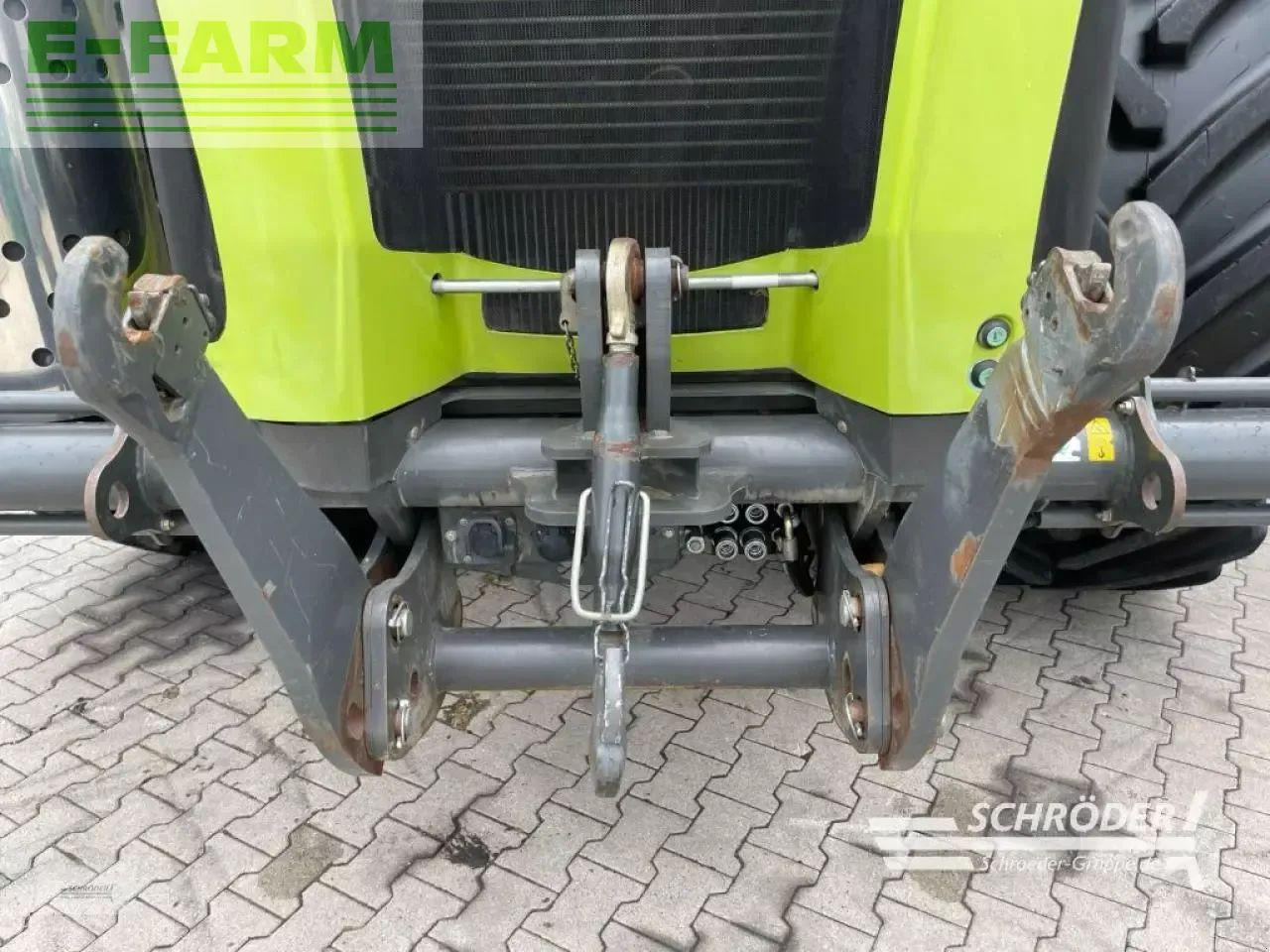 Tractor CLAAS xerion 4500