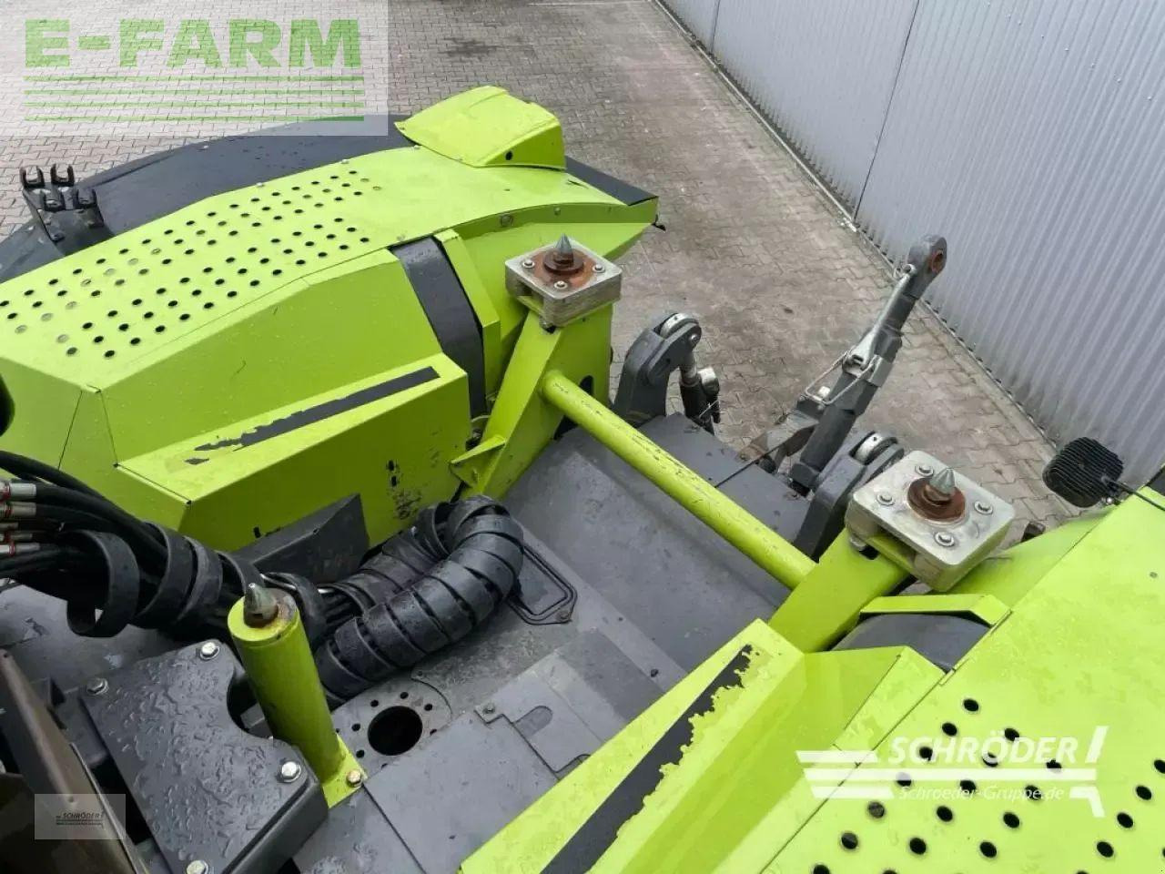Tractor CLAAS xerion 4500