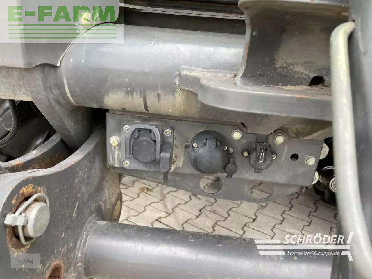 Tractor CLAAS xerion 4500