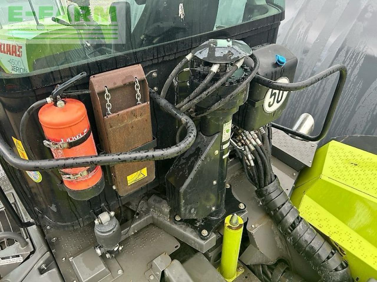 Tractor CLAAS xerion 4500 trac vc TRAC VC