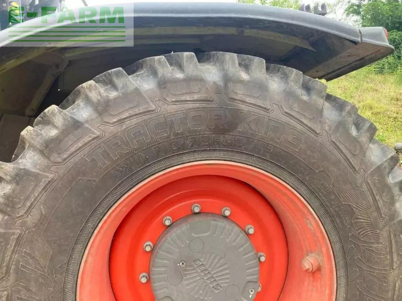 Tractor CLAAS xerion 4500 vc