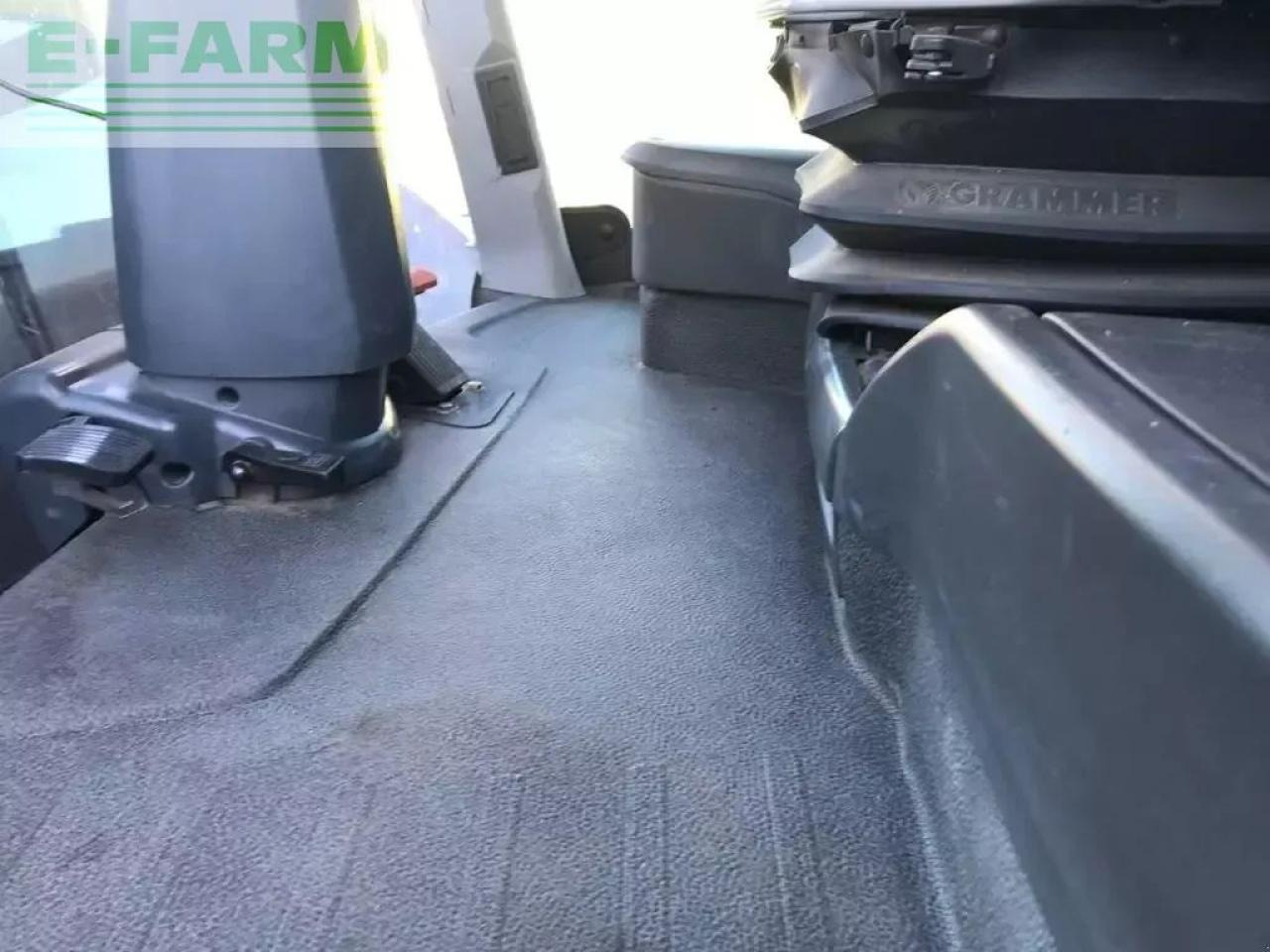 Tractor CLAAS xerion 4500 vc