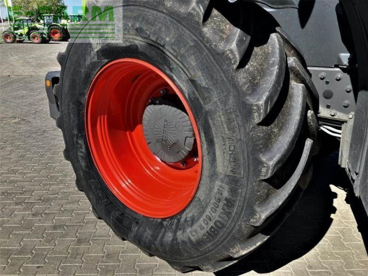 Tractor CLAAS xerion 5000