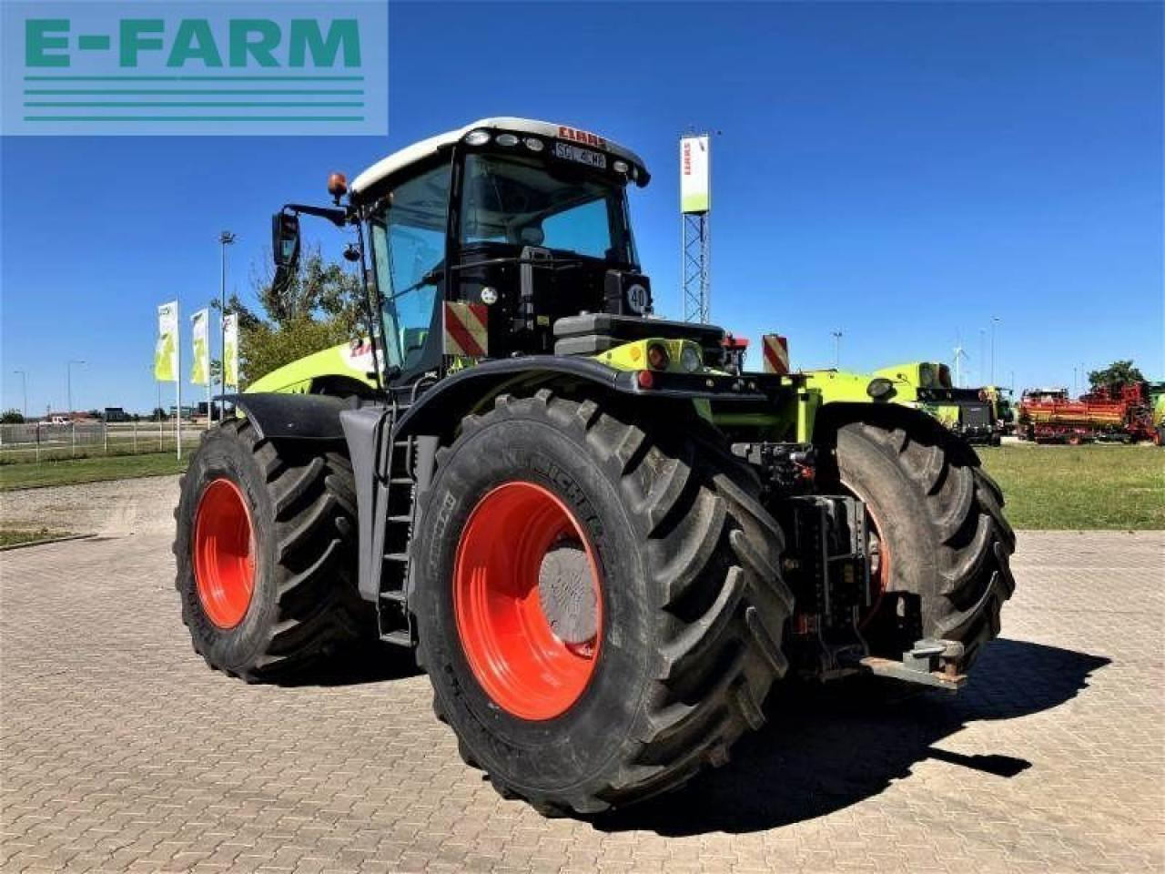Tractor CLAAS xerion 5000