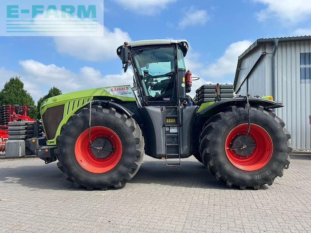 Tractor CLAAS xerion 5000 trac TRAC