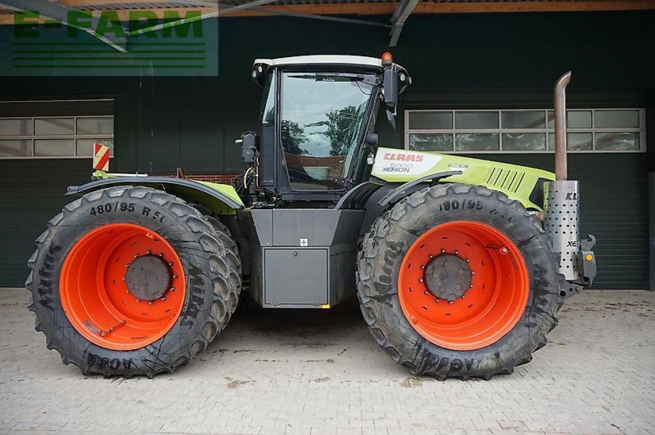 Tractor CLAAS xerion 5000 trac vc