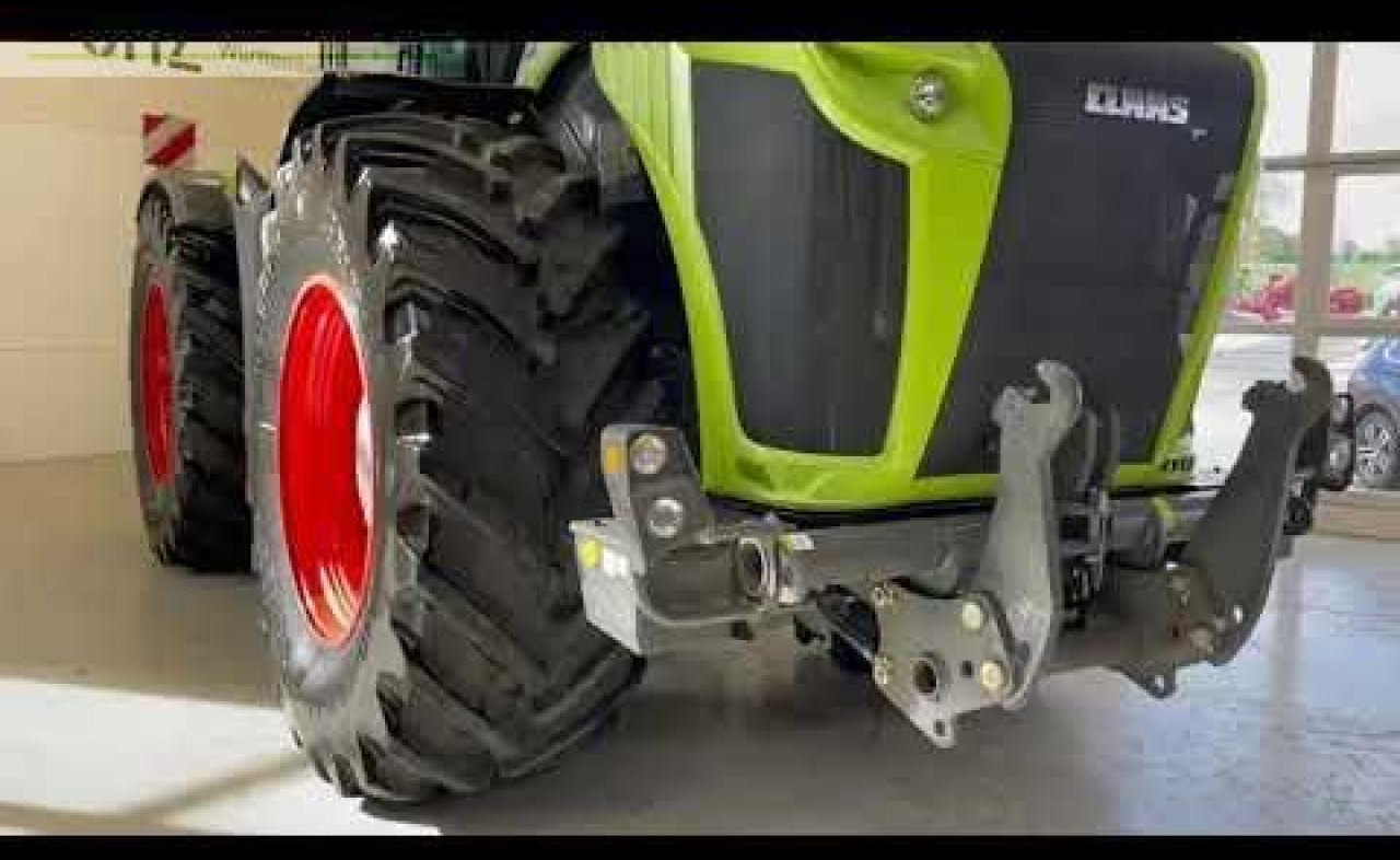 Tractor CLAAS xerion 5000 trac vc TRAC VC